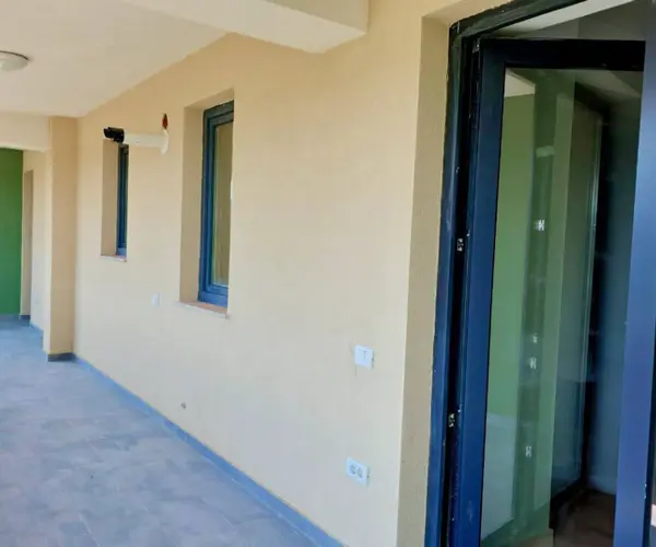Apartament – De Vânzare – Râmnicu Vâlcea – 3 – camere – Apartament Spectaculos de Vânzare – Panoramă de Vis în Vâlcea! 135.000 E 0772 203 164 – Alina Cozma