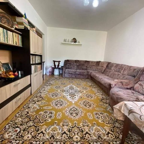 Apartament – De Vânzare – Băile Govora – 3 – camere – Apartament în Băile Govora! Preț 66.500 Euro