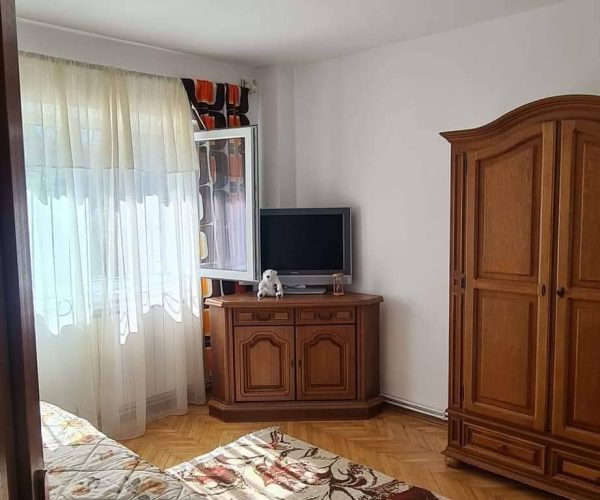 Apartament – De Vânzare – Băile Govora – 3 – camere – Apartament în Băile Govora! Preț 66.500 Euro