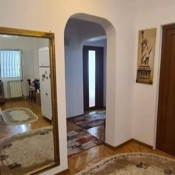 Apartament – De Vânzare – Băile Govora – 3 – camere – Apartament în Băile Govora! Preț 66.500 Euro