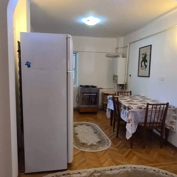 Apartament – De Vânzare – Băile Govora – 3 – camere – Apartament în Băile Govora! Preț 66.500 Euro