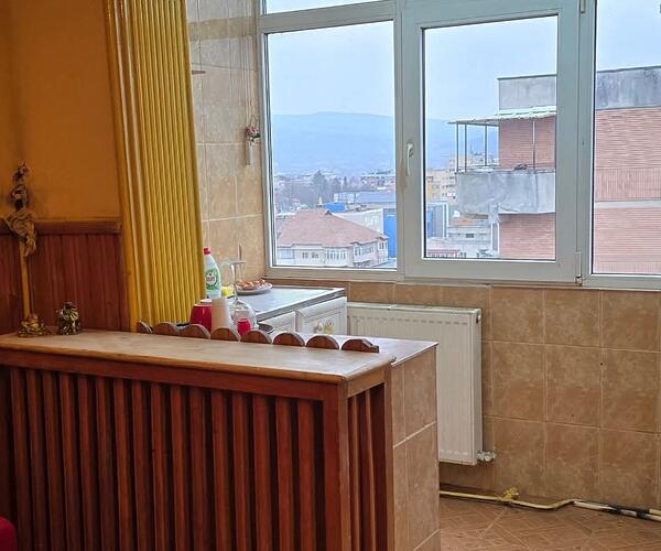 Apartament – De Vânzare – Râmnicu Vâlcea – 4 – camere – Apartament, Râmnicu Vâlcea! O oportunitate rară!❤️Preț 79.850 Telefon 0772203164 – Alina Cozma