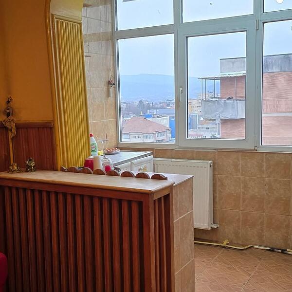 Apartament – De Vânzare – Râmnicu Vâlcea – 4 – camere – Apartament, Râmnicu Vâlcea! O oportunitate rară!❤️Preț 79.850 Telefon 0772203164 – Alina Cozma