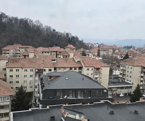Apartament – De Vânzare – Râmnicu Vâlcea – 4 – camere – Apartament, Râmnicu Vâlcea! O oportunitate rară!❤️Preț 79.850 Telefon 0772203164 – Alina Cozma