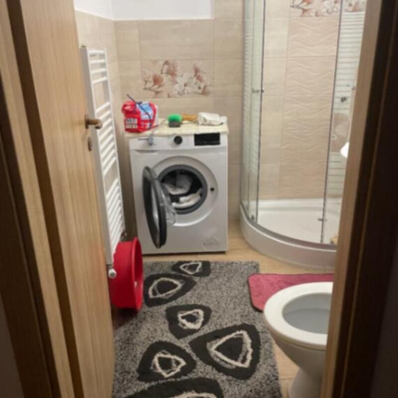 Garsoniera – De Vânzare – Brașov – 1 – camere – PROPIETAR vind in Brasov garsoniera