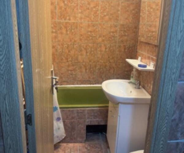 Apartament – De Vânzare – Timișoara – 1 – camere – Vând apartament cu o cameră de 27 mp cu centrală proprie