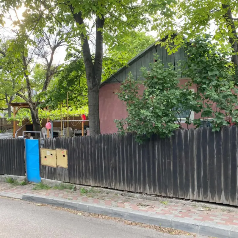 Casă – De Vânzare – Iași – 3 – camere – Casa veche cu teren , Iasi, Podu de Fier