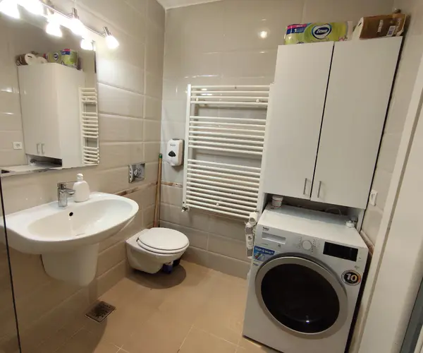 Apartament – De Vânzare – Brașov – 2 – camere – Apartament 2 camere Top City Brașov – mobilat și utilat complet + parcare și boxă