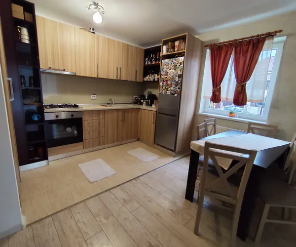 Apartament – De Vânzare – Brașov – 2 – camere – Apartament 2 camere Top City Brașov – mobilat și utilat complet + parcare și boxă