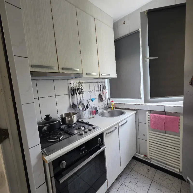 Apartament – De Închiriat – București Sectorul 3 – 3 – camere – Apartament 3 camere cu loc de parcare