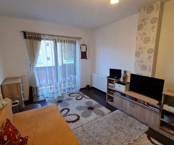Apartament – De Vânzare – Florești – 3 – camere – Vând ap3 camere decomandat finisat și complet mobilat etaj 2/4,64mp+balconFloresti/jud Cluj